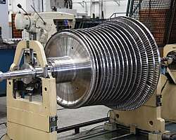 Manutenção turbina diesel